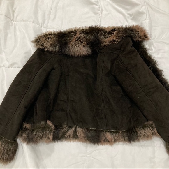 faux fur jacket - Picture 3 of 3